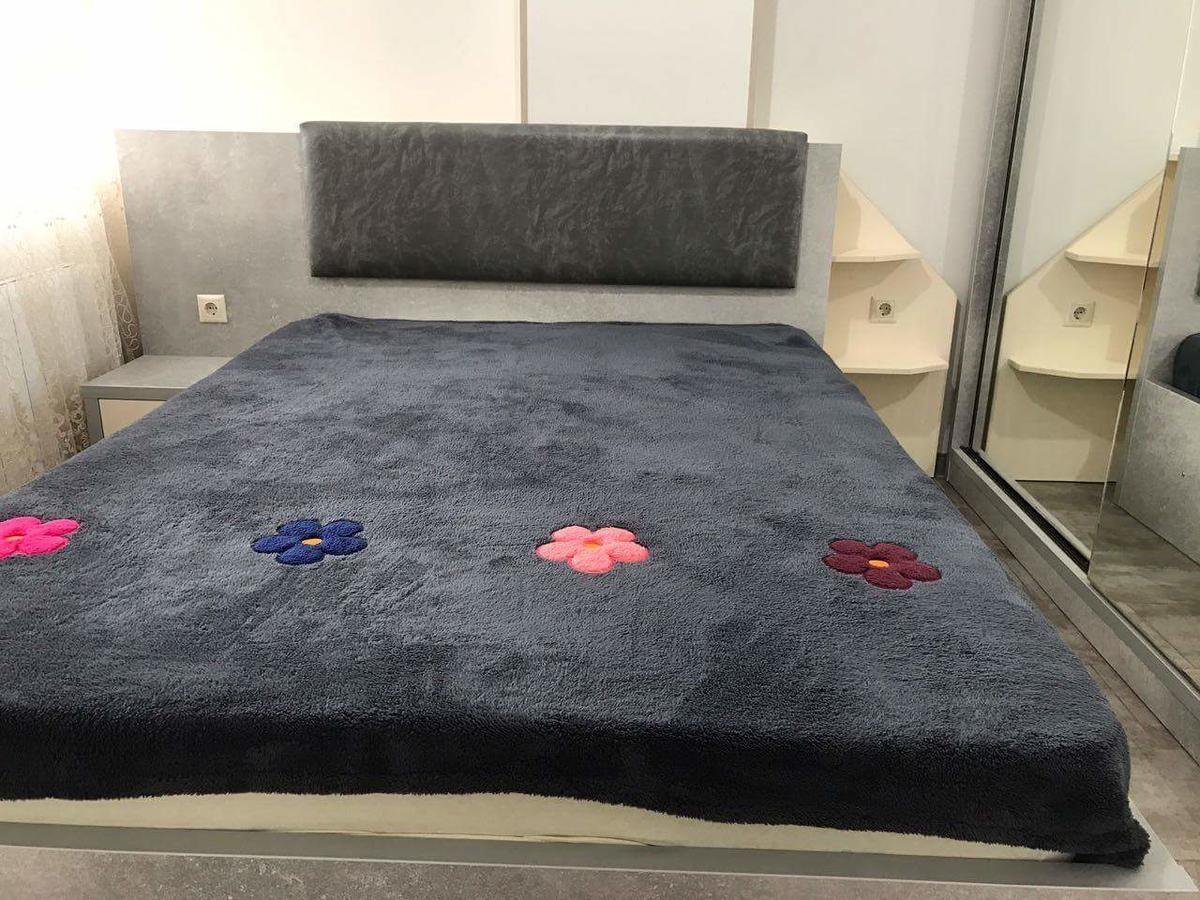 Apartment In Hotel Magnolia バトゥーミ エクステリア 写真